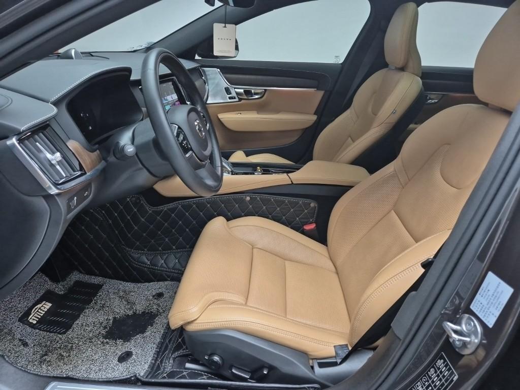 Volvo S90 - Vista 11