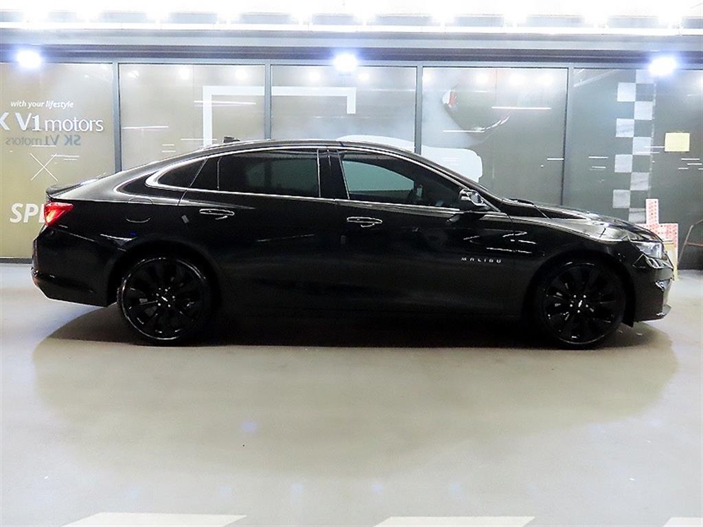 Chevrolet Malibu - Vista 3