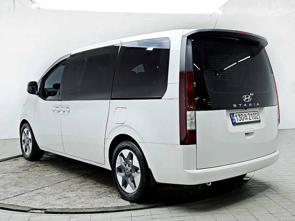 HYUNDAI Staria - Vista 7