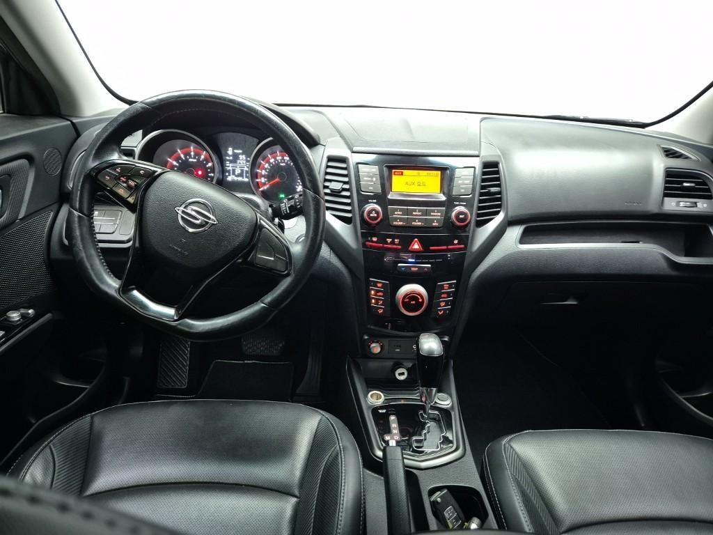 Ssangyong Tivoli - Vista 7