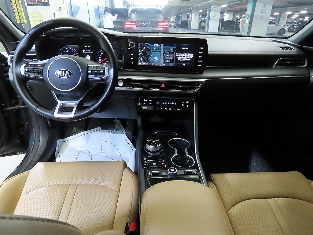 KIA K5 - Vista 10