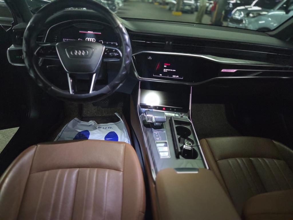 Audi A6 - Vista 5