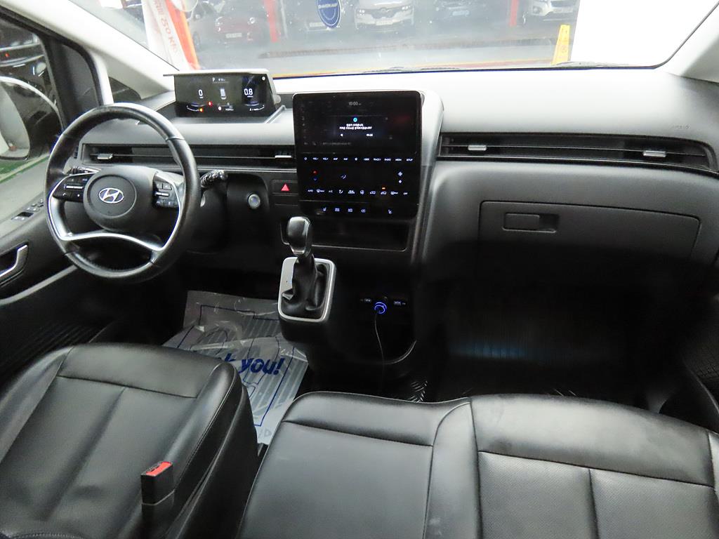 HYUNDAI Staria - Vista 5