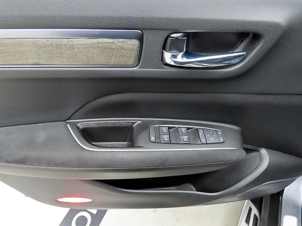 SAMSUNG QM6 - Vista 11
