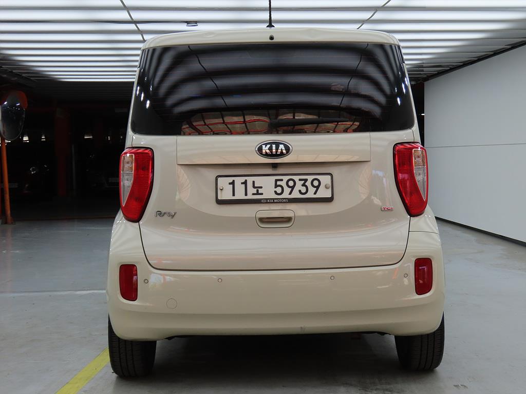 KIA Ray - Vista 4