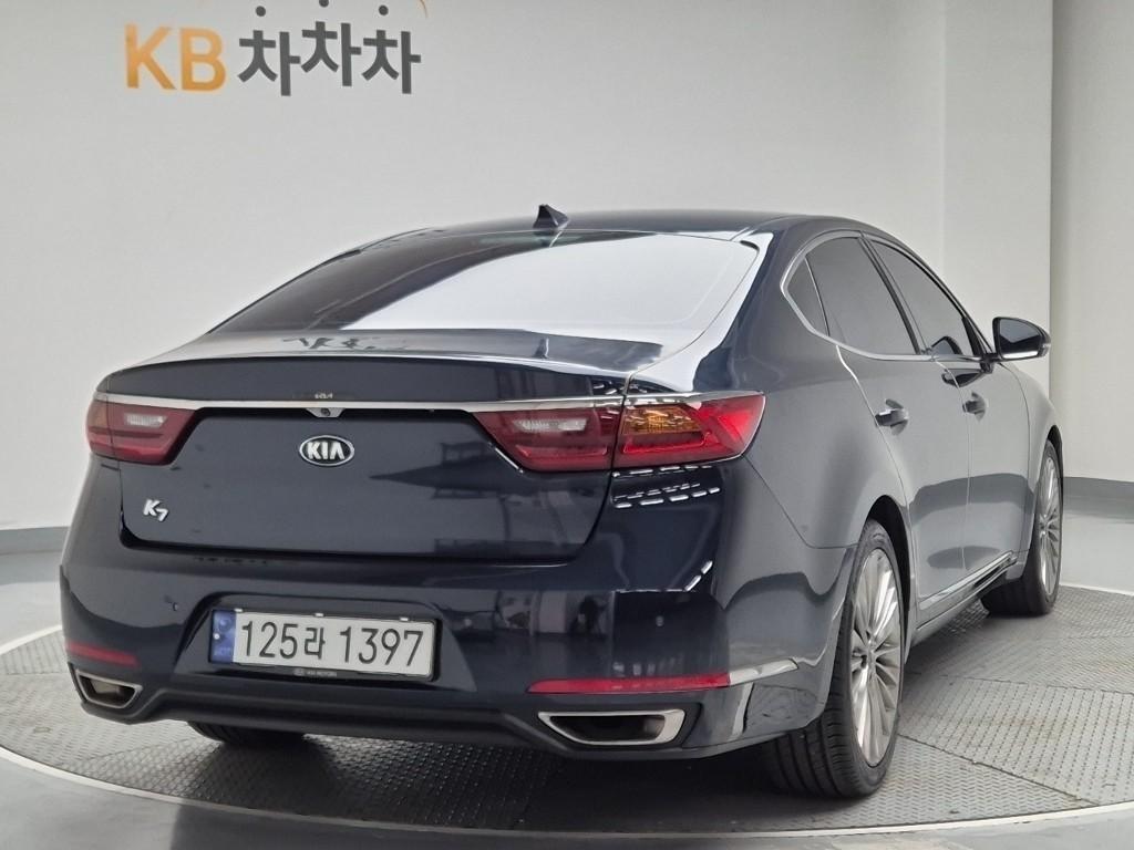 KIA K7 - Vista 4