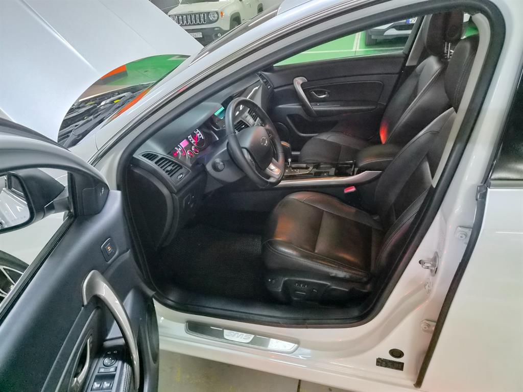 SAMSUNG SM5 2014 Blanco - Importación desde Corea - HF Imports Iquique - Foto 17