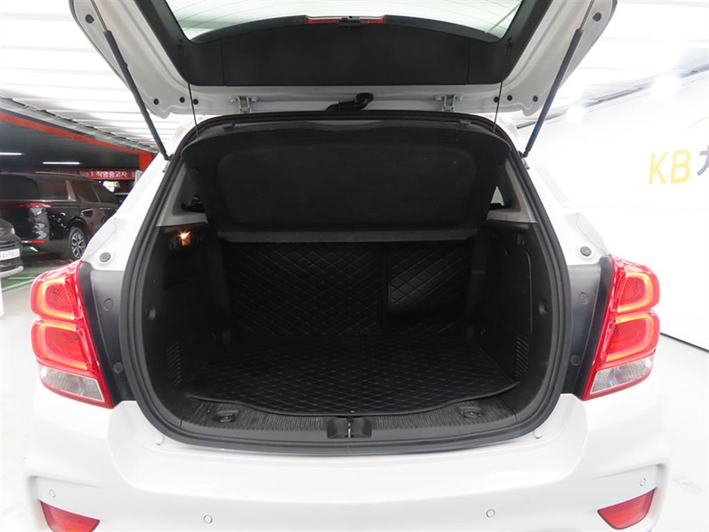 Chevrolet Trax 2018 Blanco - Importación desde Corea - HF Imports Iquique - Foto 18