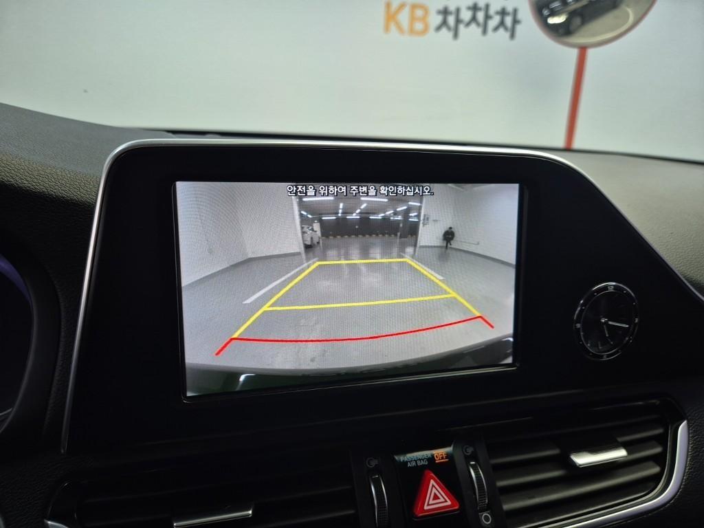 HYUNDAI Grandeur - Vista 11