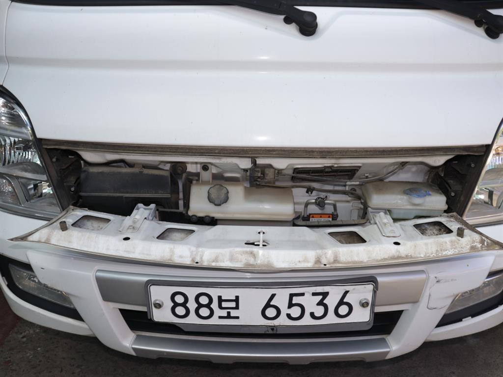 Small Truck Cargo (small) 2020 Blanco - Importación desde Corea - HF Imports Iquique - Foto 8