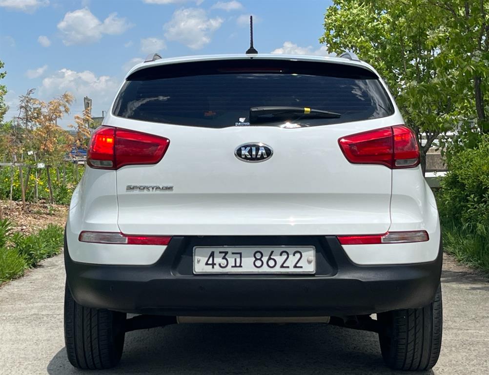 KIA Sportage - Vista 4