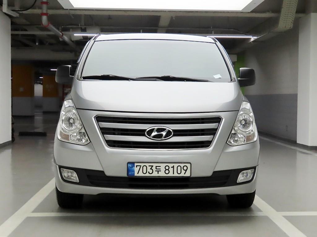 HYUNDAI Starex 2017 - Importación desde Corea - HF Imports Iquique - Foto 1