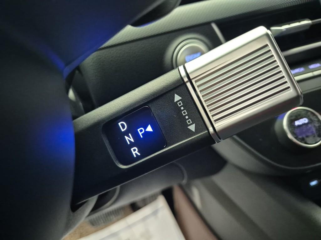 HYUNDAI Sonata - Vista 8