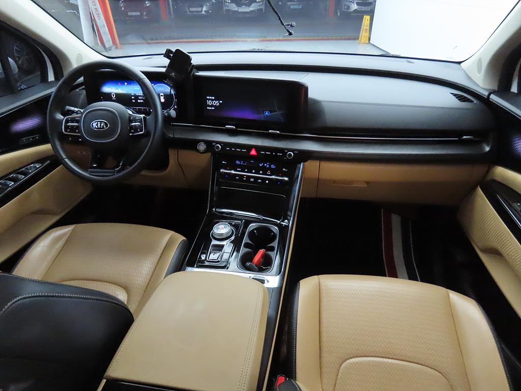 KIA Carnival - Vista 5