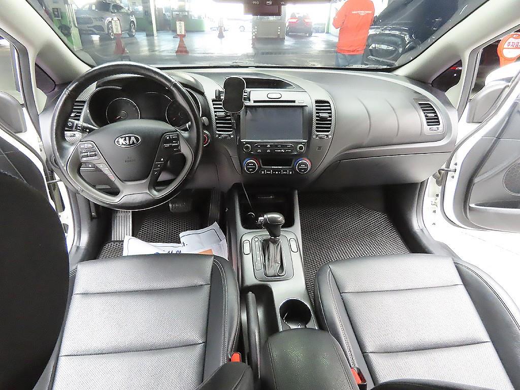 KIA K3 2014 Blanco - Importación desde Corea - HF Imports Iquique - Foto 11