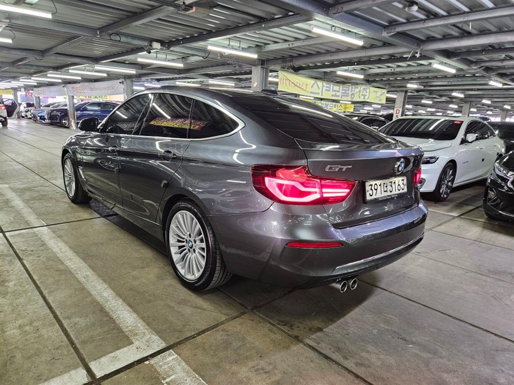 BMW Gran Turismo - Vista 4