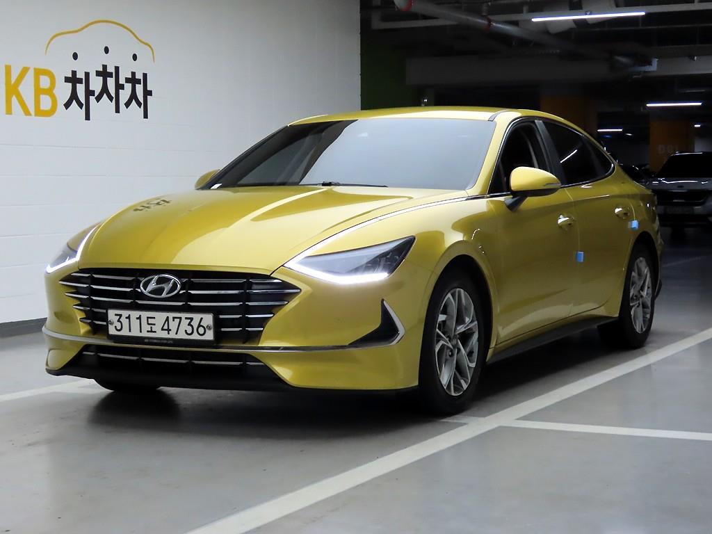 HYUNDAI Sonata - Vista 2