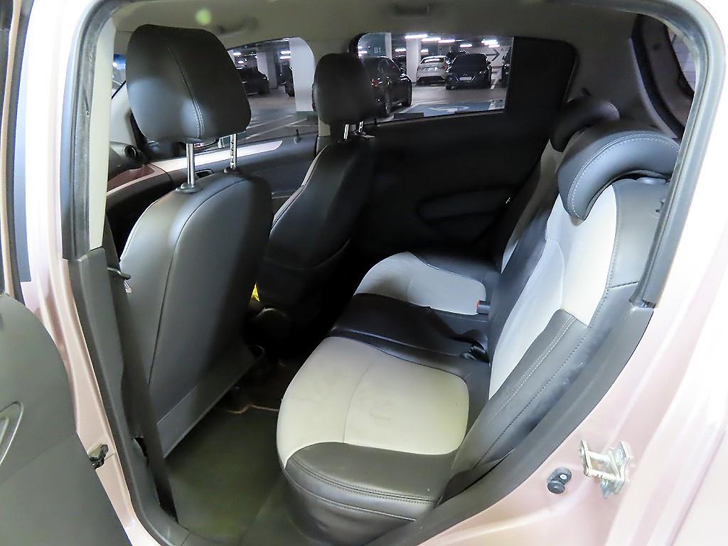 Chevrolet Spark - Vista 7