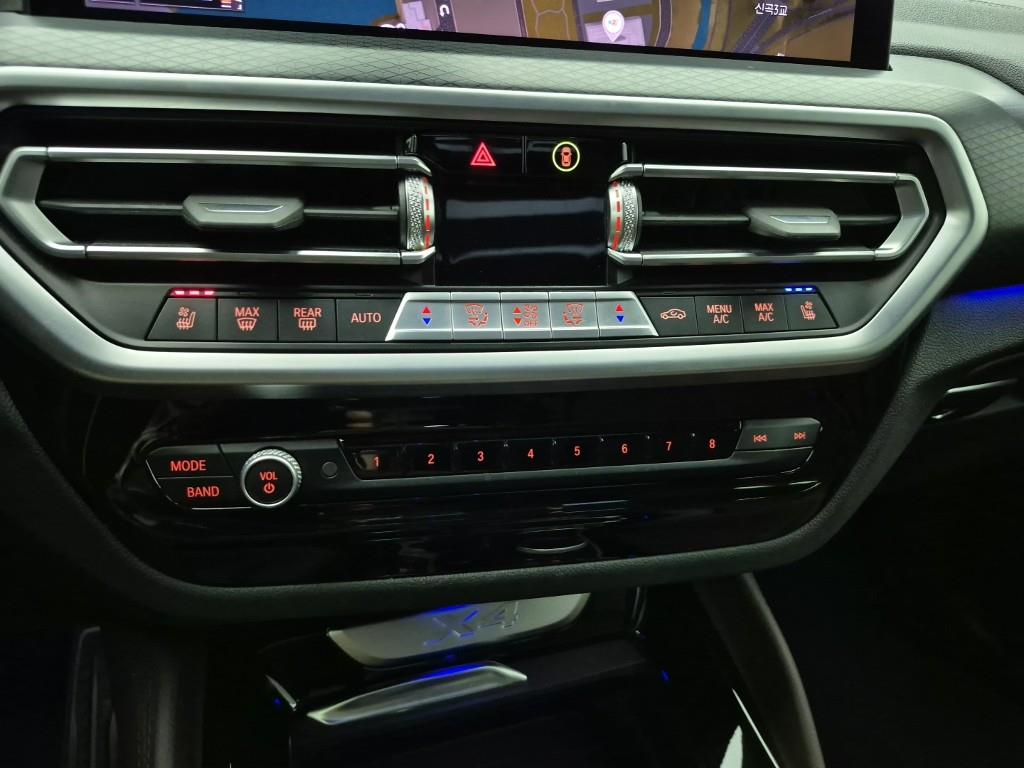 BMW X4 - Vista 10