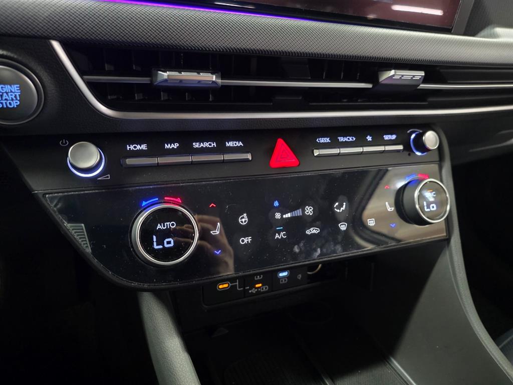 HYUNDAI Sonata - Vista 11