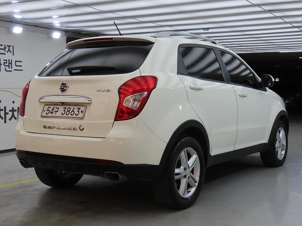 Ssangyong Korando - Vista 4