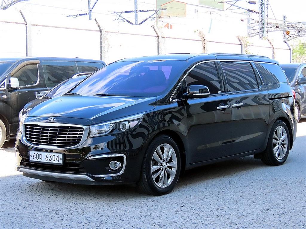 KIA Carnival - Vista 2