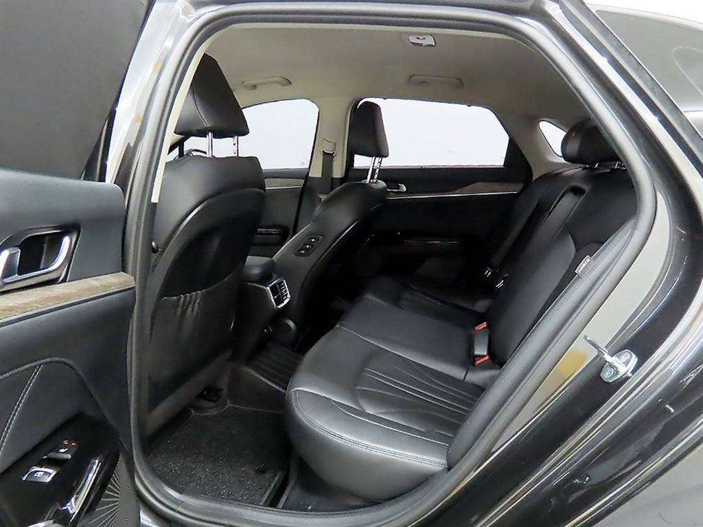 KIA K5 - Vista 6