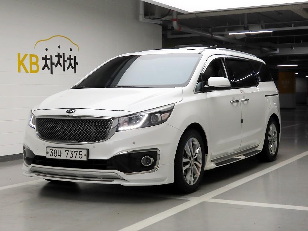 KIA Carnival - Vista 2