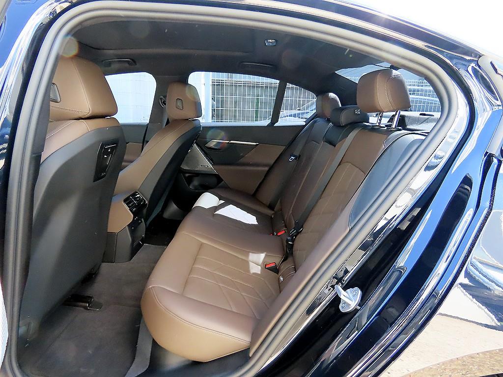 BMW 5 Series - Vista 6