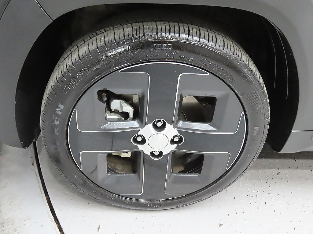HYUNDAI Casper - Vista 9