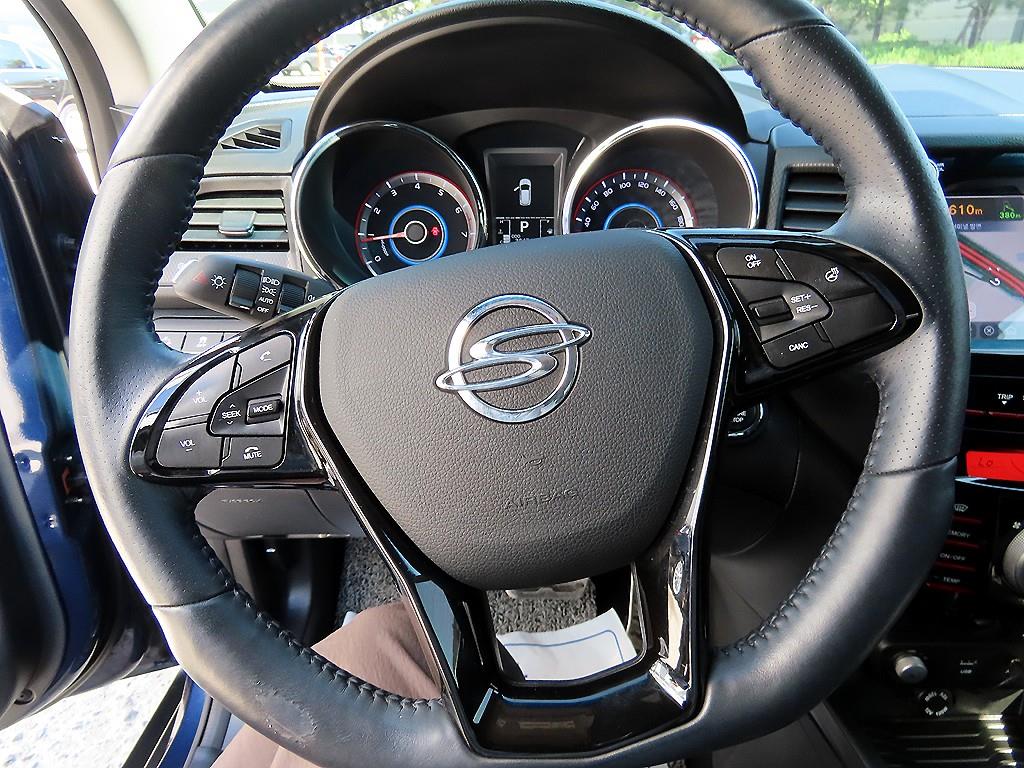 Ssangyong Tivoli - Vista 8