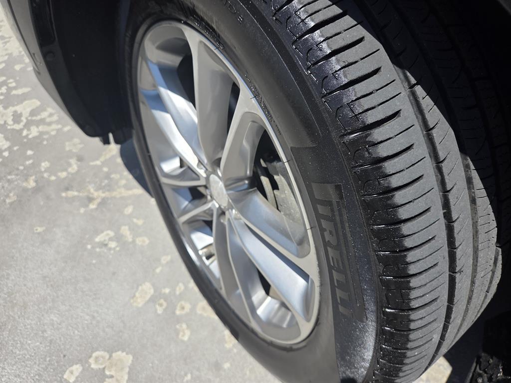 HYUNDAI Santa Fe - Vista 5