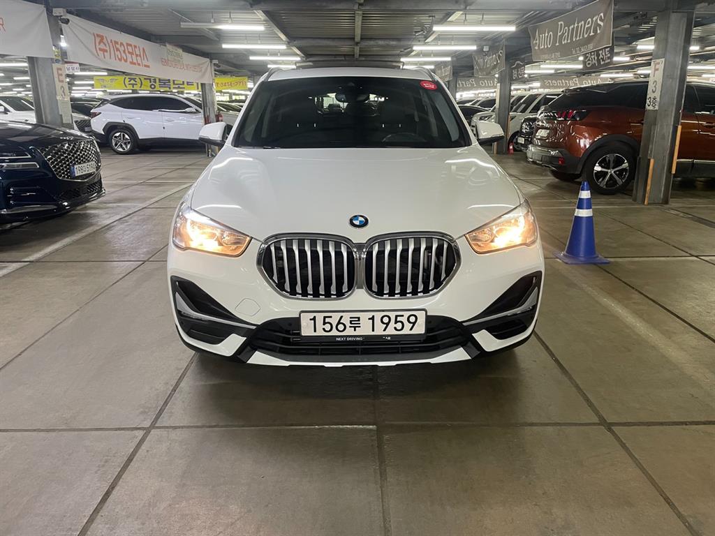 BMW X1 2022 Blanco - Importación desde Corea - HF Imports Iquique - Foto 1