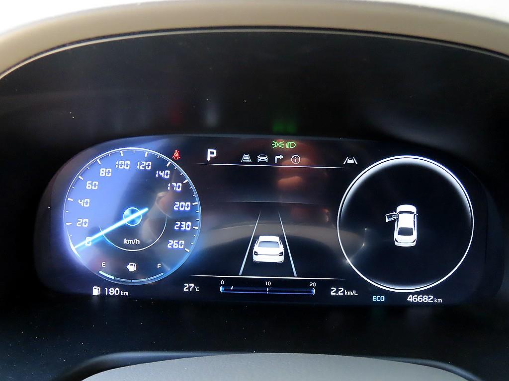 KIA K9 - Vista 8