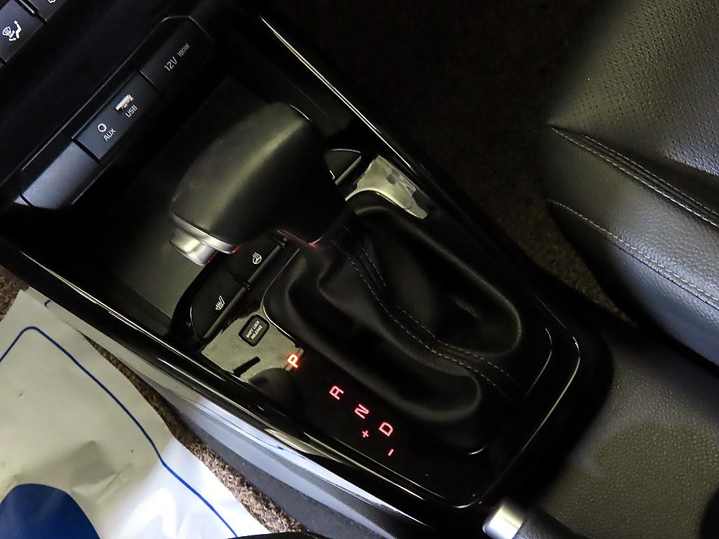 KIA Stonic - Vista 12