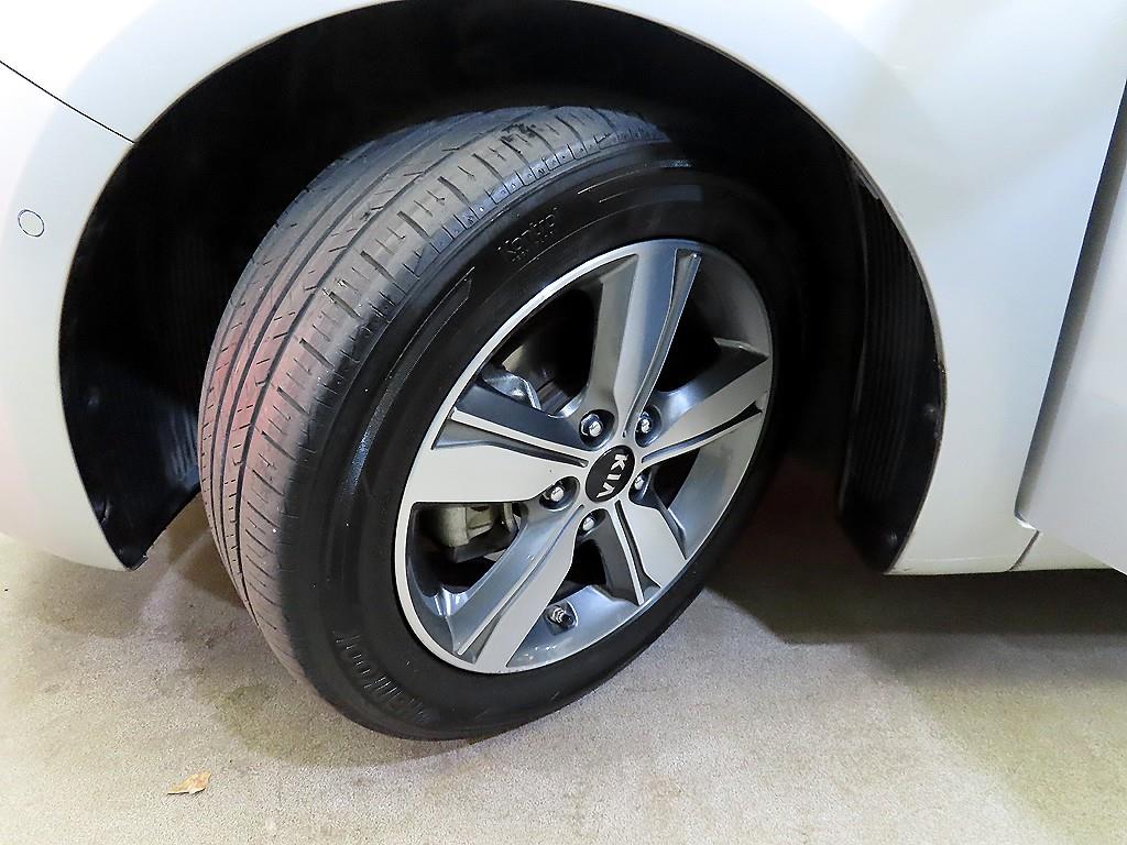 KIA K3 2016 Plateado - Importación desde Corea - HF Imports Iquique - Foto 20