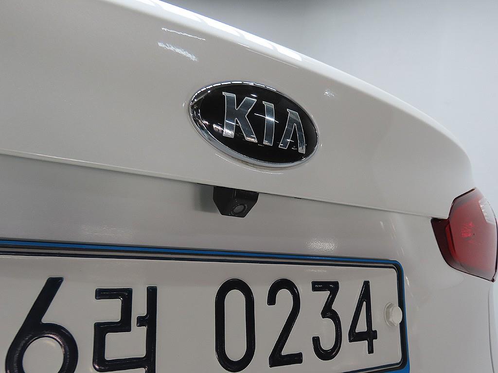 KIA K3 2014 Blanco - Importación desde Corea - HF Imports Iquique - Foto 9
