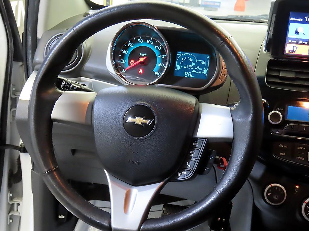 Chevrolet Spark - Vista 8