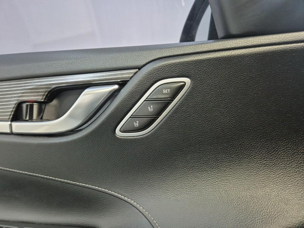 HYUNDAI Grandeur - Vista 6