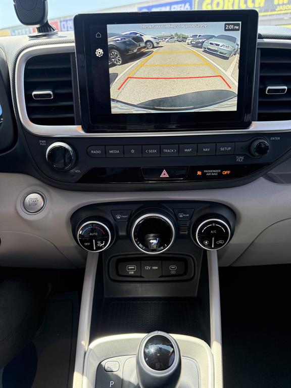 HYUNDAI Venue - Vista 9