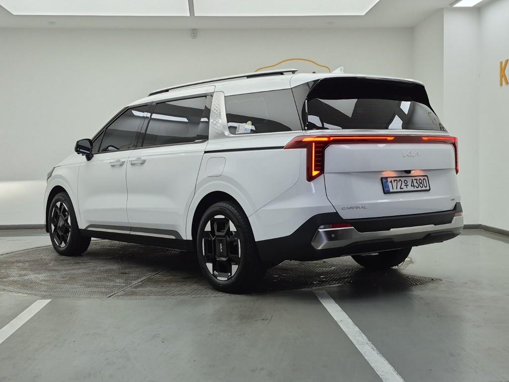 KIA Carnival - Vista 3