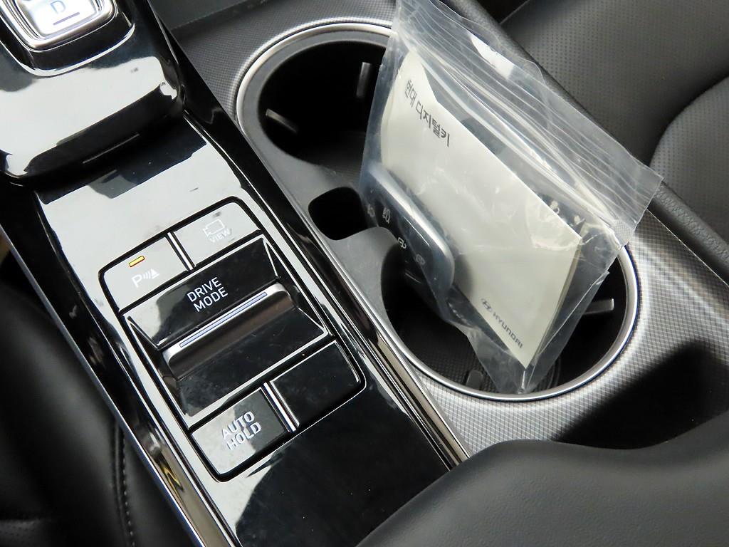 HYUNDAI Sonata - Vista 11