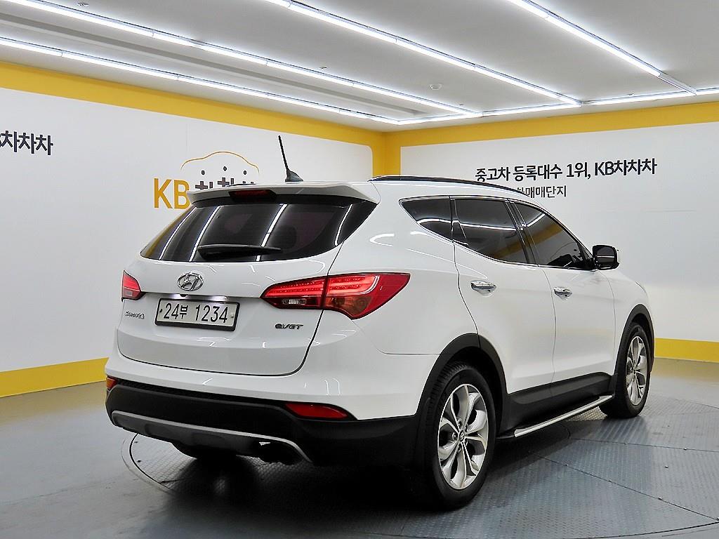 HYUNDAI Santa Fe - Vista 4