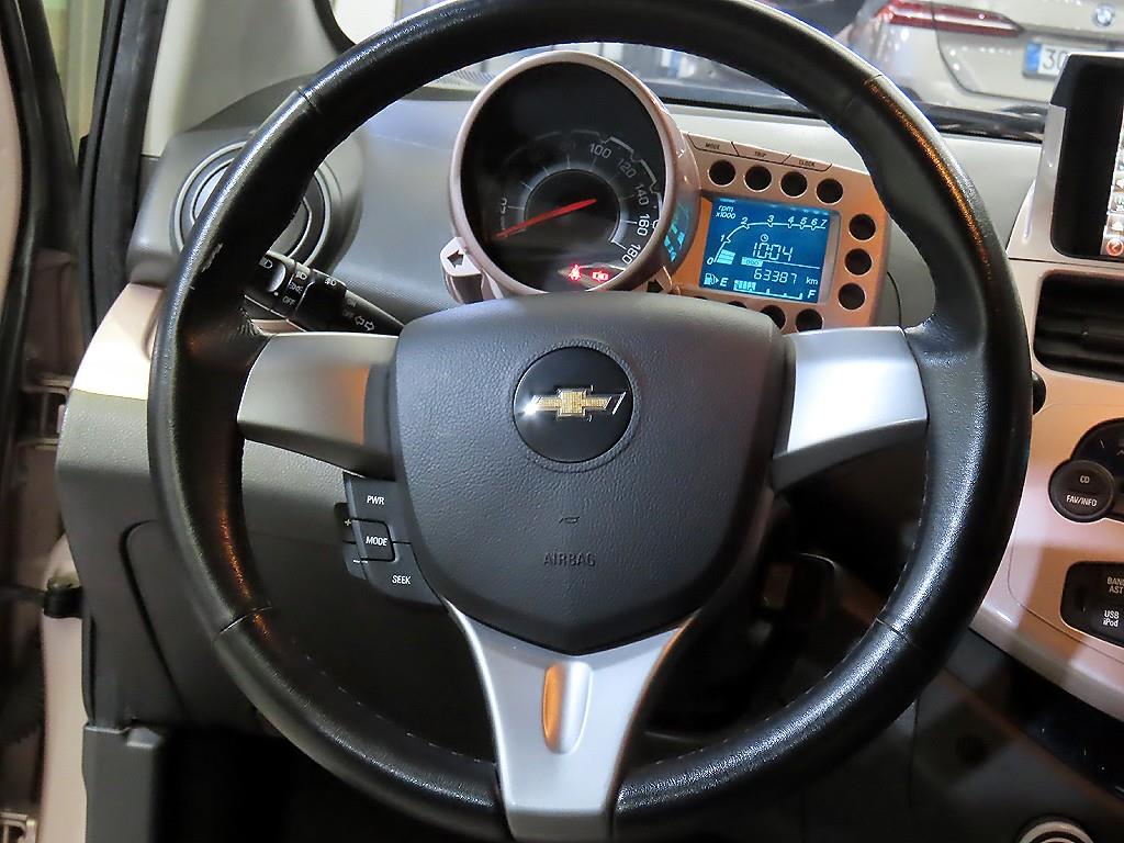 Chevrolet Spark - Vista 8