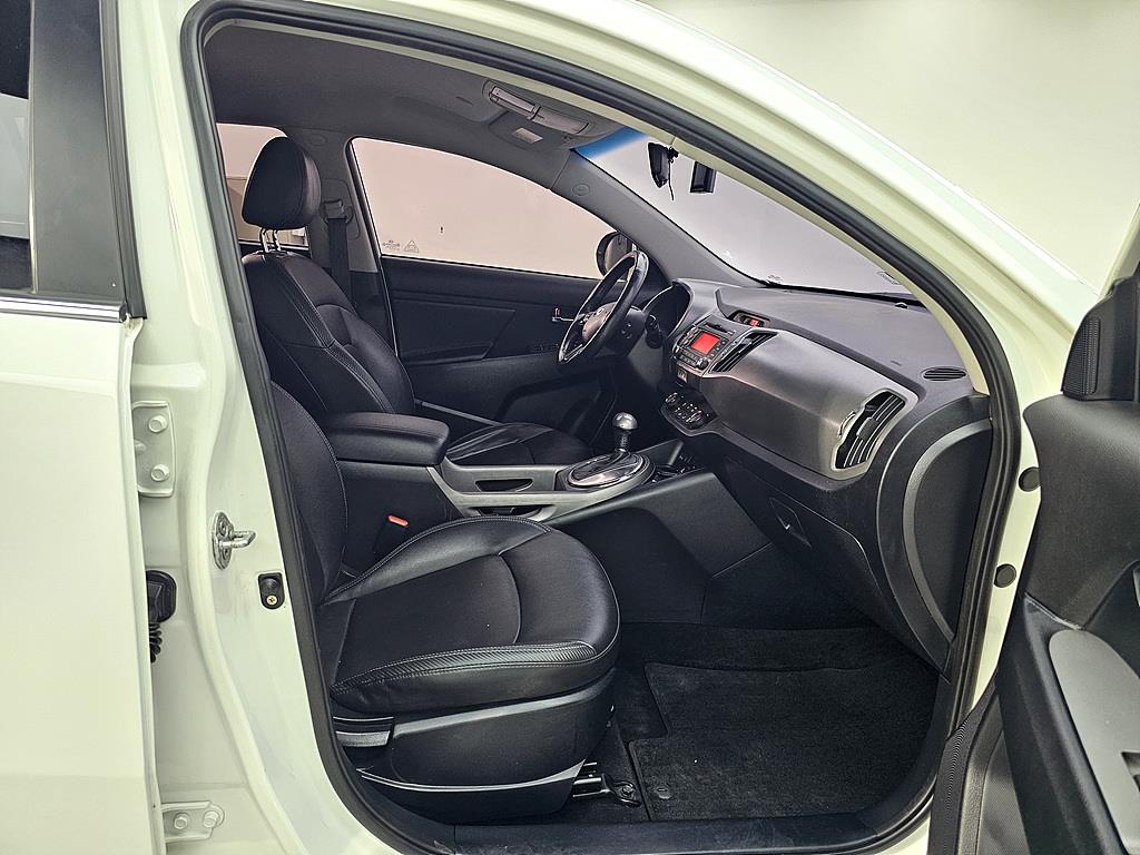 KIA Sportage - Vista 11