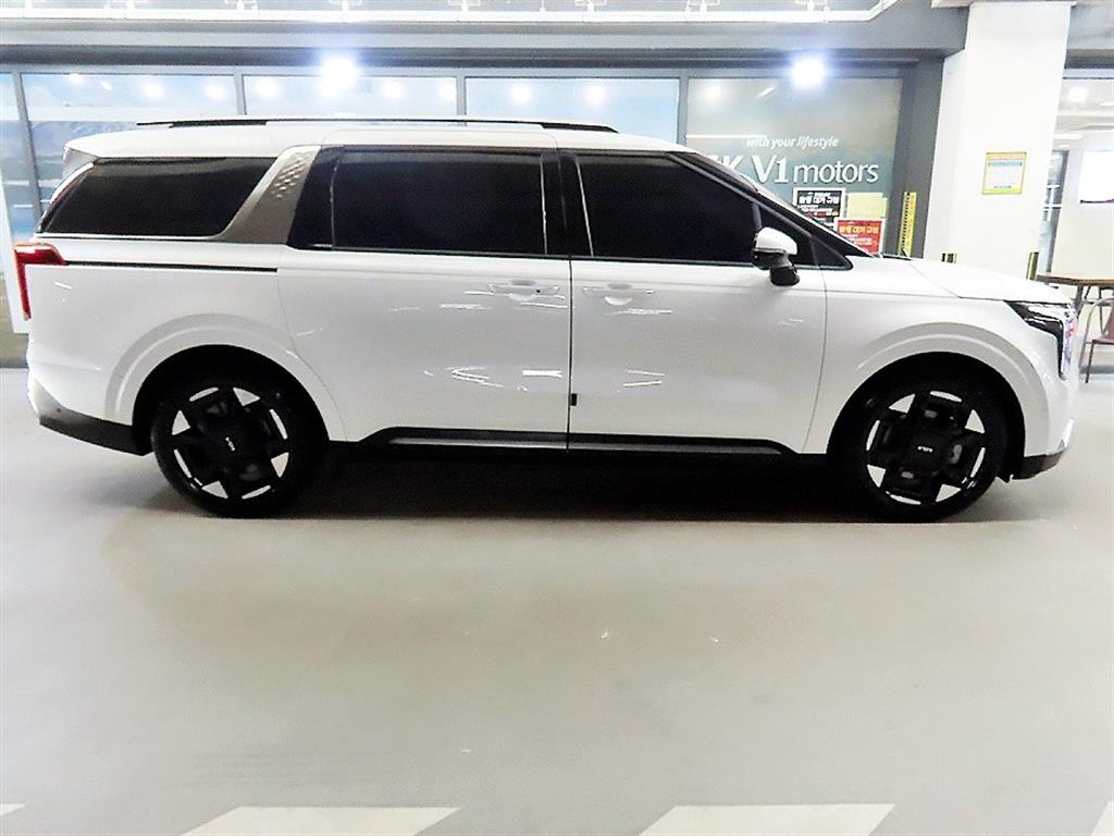 KIA Carnival - Vista 3