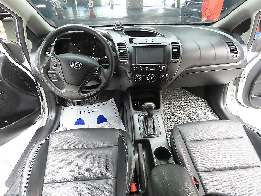 KIA K3 2014 Blanco - Importación desde Corea - HF Imports Iquique - Foto 13