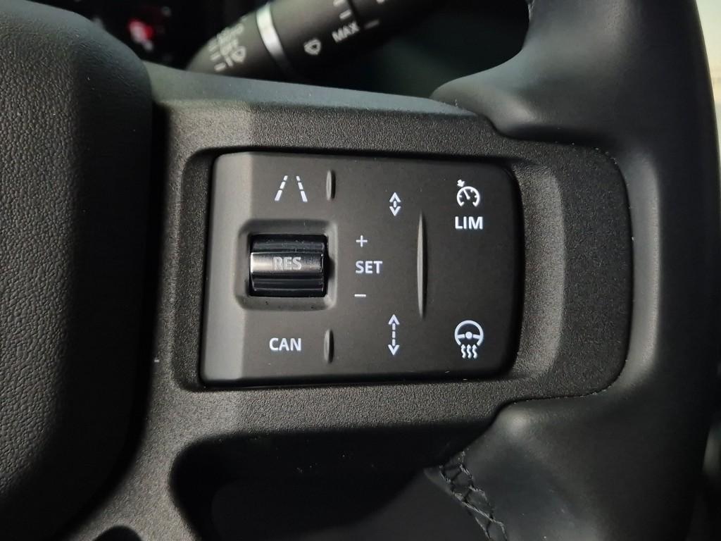Land Rover Defender - Vista 12