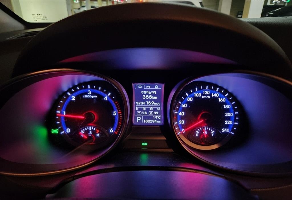 HYUNDAI Santa Fe - Vista 4