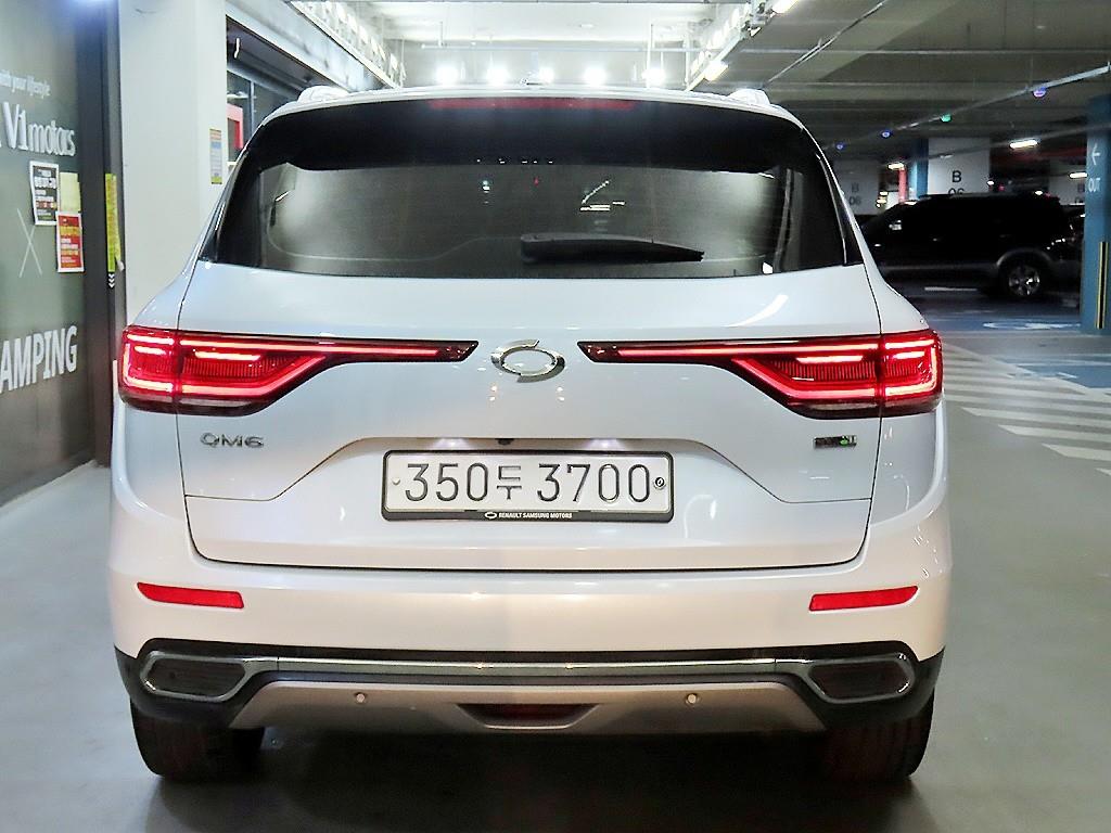 SAMSUNG QM6 - Vista 5